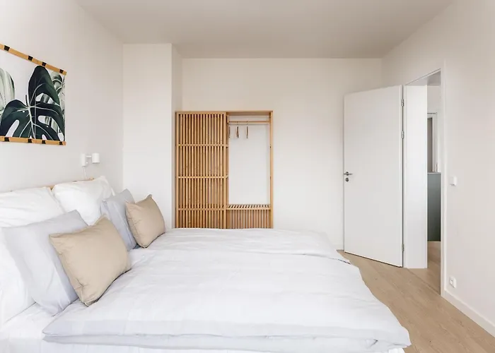 Stay2Gether Japandi Homestay For 4 - Metro B Luka